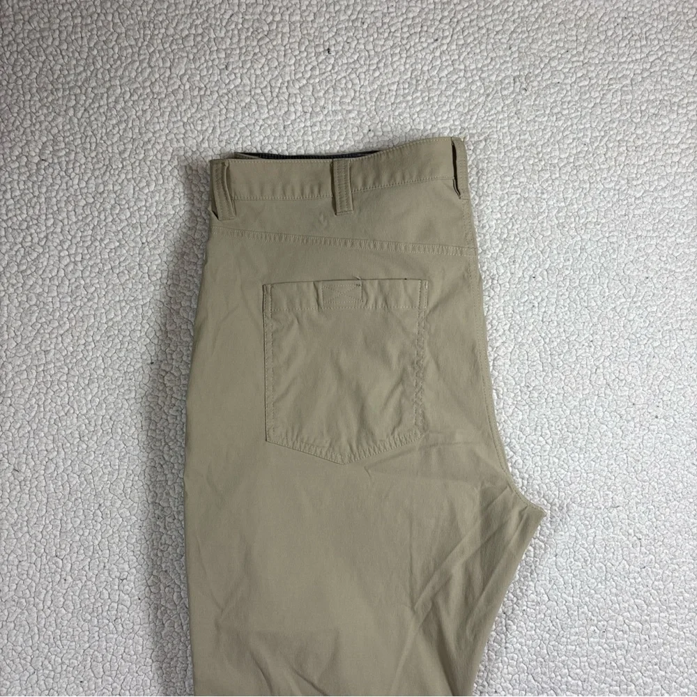 Eddie Bauer Tech Pants Men Tan Size 38 x 30 Lightweight Stretch Fabric Outdoor - Picture 15 of 16